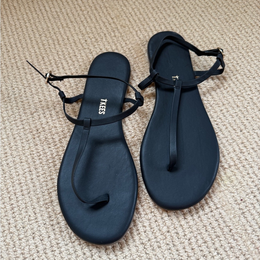 TKEES black Mariana t-strap sandals